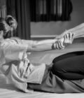 Carte cadeau Massage Thaïlandais 1h au Spa de Caroline, expérience sensorielle inspirée des traditions thaïlandaises associant pressions, étirements et relaxation.