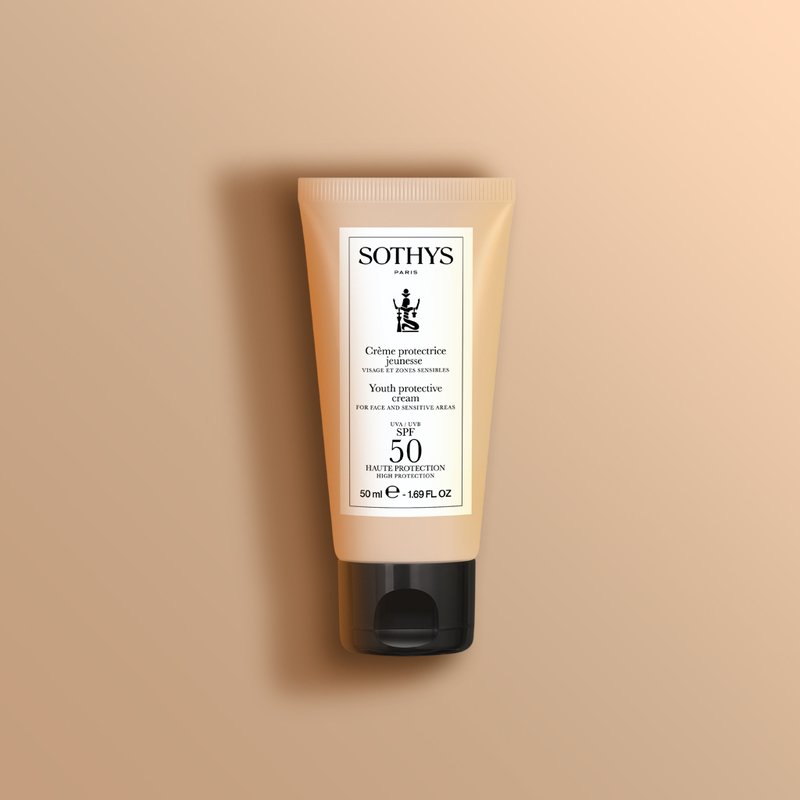 Creme-protectrice-jeunesse-SPF50-visage-zones-sensibles-2_5556_800